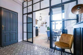 Luxurious flat in city center